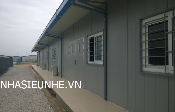 văn phòng điều hành nhà lắp ghép